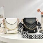 Trendy PU Leather Crossbody Handbag with Chain & Wide Strap - Image 5