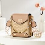 Trendy PU Leather Crossbody Handbag with Chain & Wide Strap - Image 3